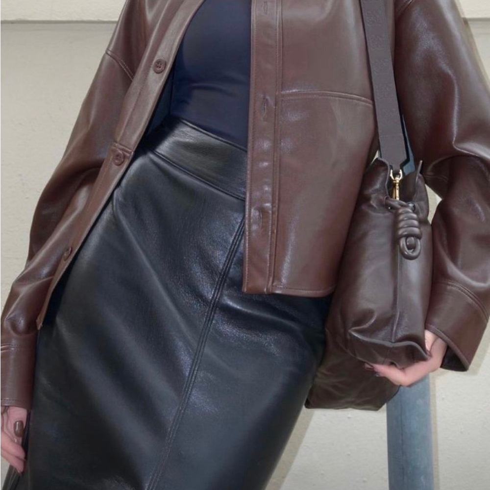 Aritzia Babaton Vegan Leather Skirt Pegu Black Size 2 (XS) Like New - Picture 7 of 12